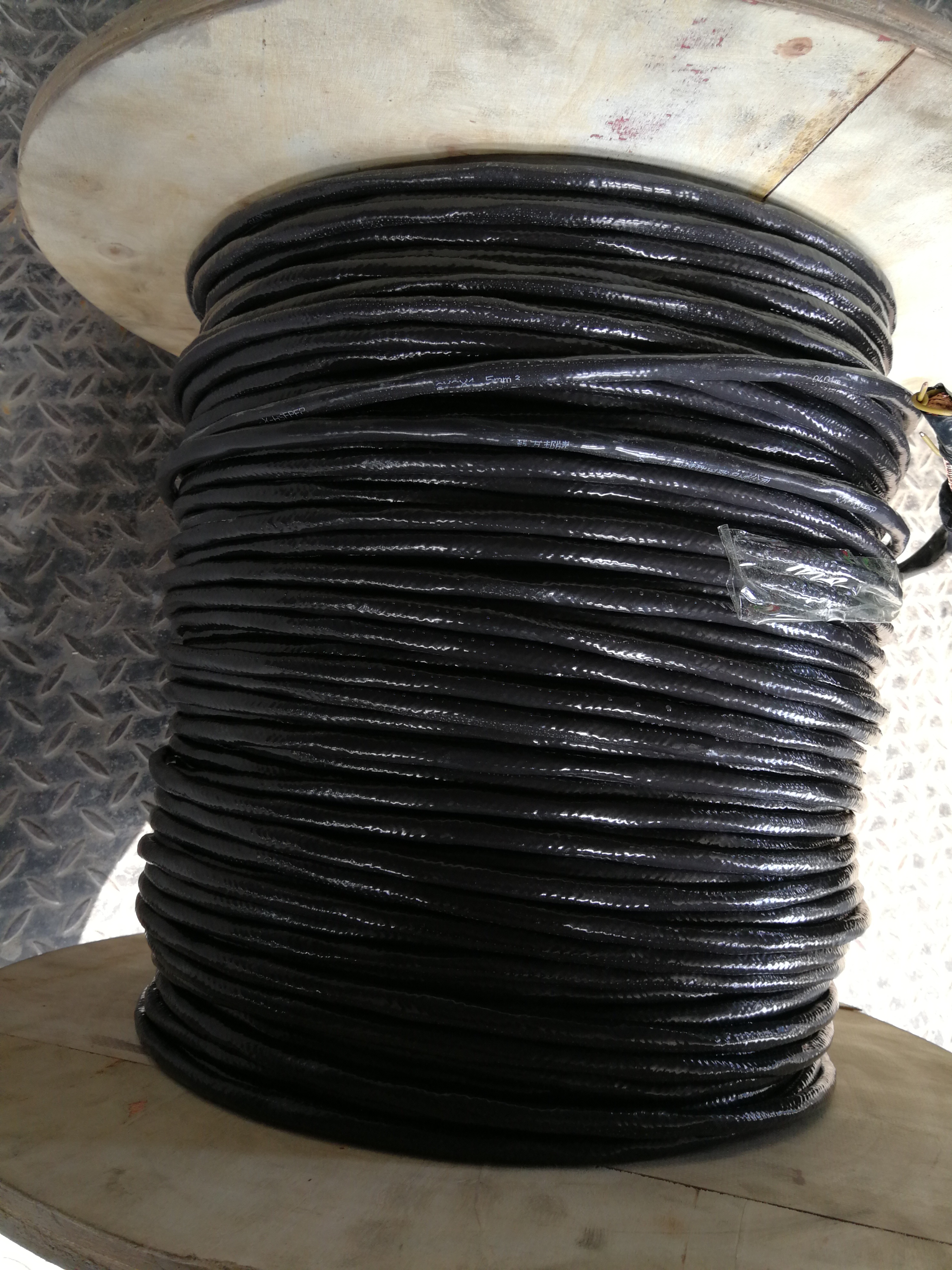 耐高温耐油电缆KF47 KFF47P